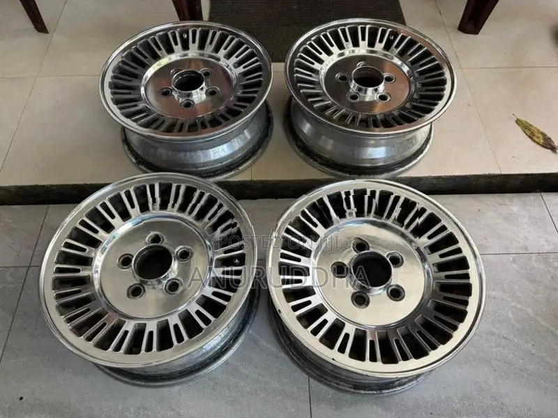 14” Alloy Wheels