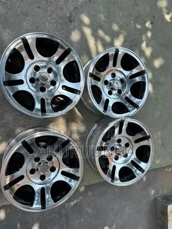 15” Alloy Wheels