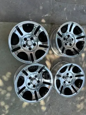 15” Alloy Wheels