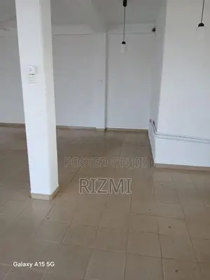 1000sq 1st Floor Office Space for Rent in Dehiwala Facing Galle Road