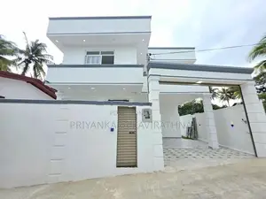 කැස්බෑව හංදියෙන් අංගසම්පූර්ණ අලුත්ම දෙමහල් නිවස විකිනීමට