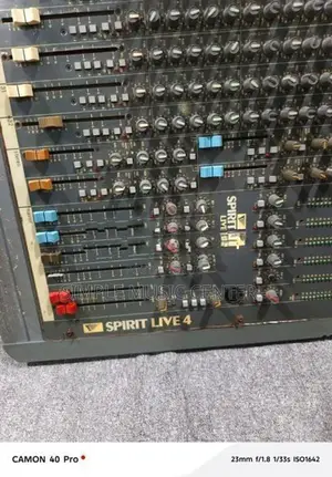 Soundcraft Spirit Live 4 Audio Mixer / Mixing Console
