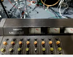 Yamaha Mixer MC 802