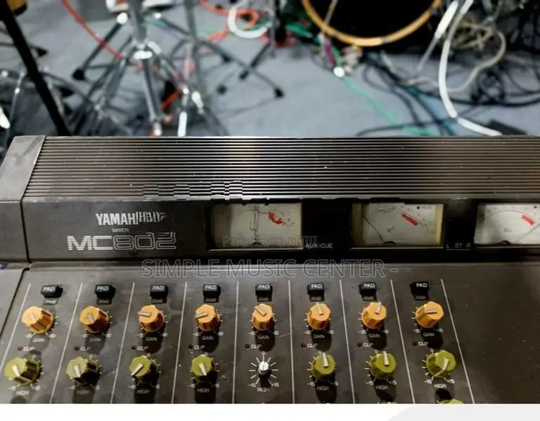 Yamaha Mixer MC 802