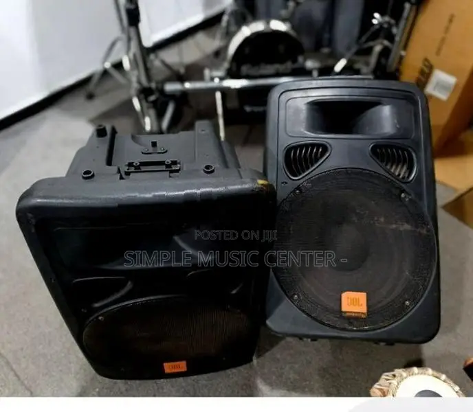 JBL 15'' Active Powered Speaker Pair