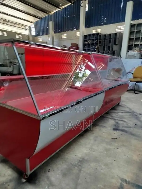 කුකුල් මස් සහ මාළු ශීතකරන. Chicken & Fish Display Coolers