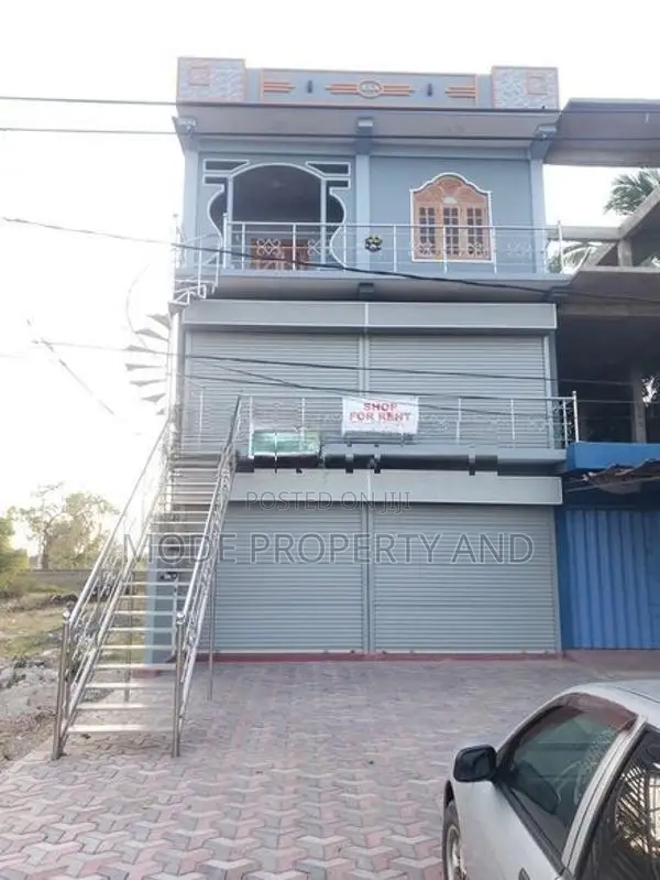 kilinochi junction karadipokku shop for rental
