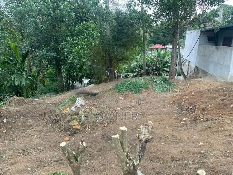 Land in Katugasthota
