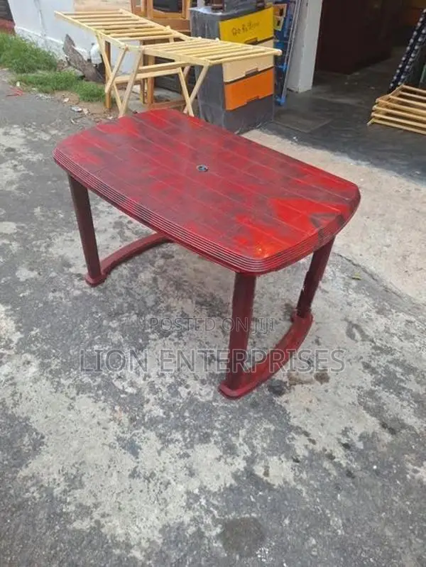 Nippon Plastic Table
