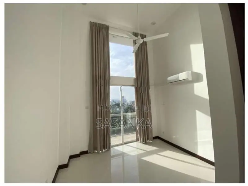 Colombo 5 Brand New Super Luxury Apartment For sale