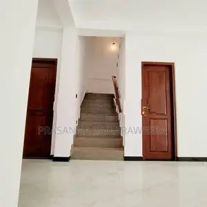 Brand New Solid Modern Super Luxury 2 Story House piliyandala