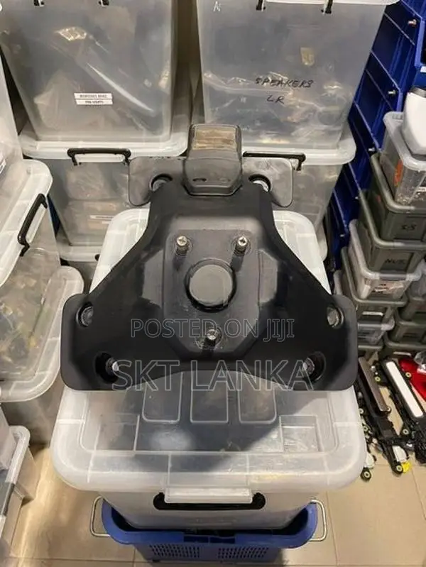 Genuine Defender 2025 P300e P400 spare wheel carrier