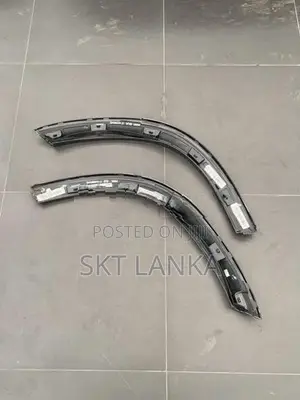 Genuine Mercedes GLE GLE300d AMG 2021 rear bumper wheel arch moudling