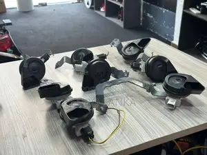 Mercedes Benz Genuine Horns
