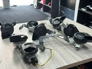 Mercedes Benz Genuine Horns