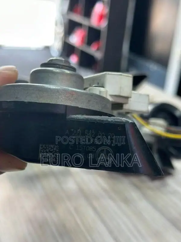 Mercedes Benz Genuine Horns