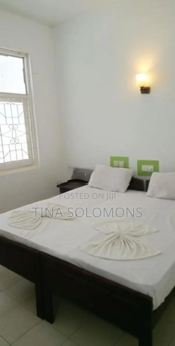 Room in A Villa / Hotel for Rent Mount Lavinia