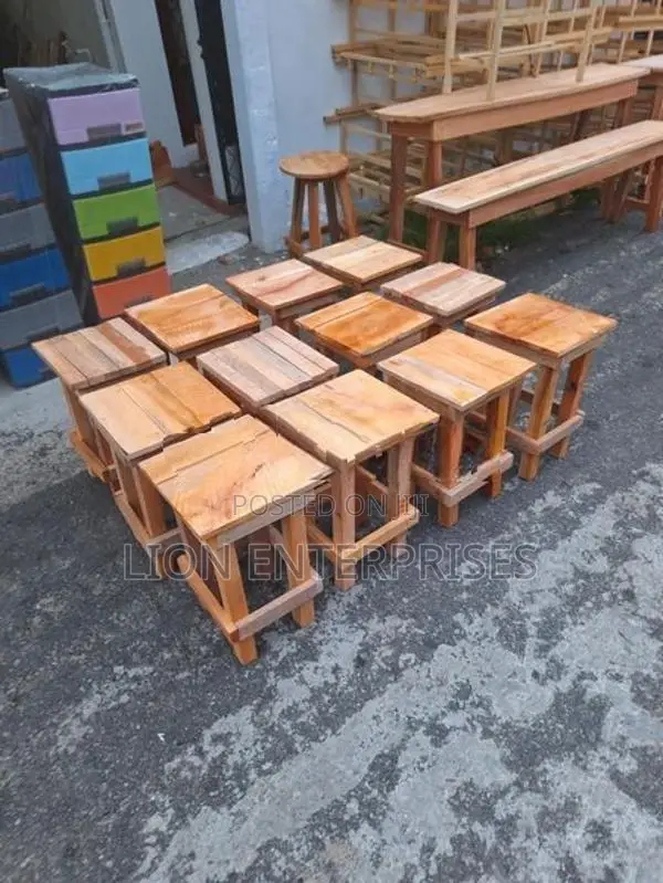 Mahogany Wooden Stools 18 Inches