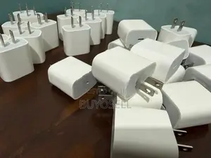 Apple 20W Power Adapter USA