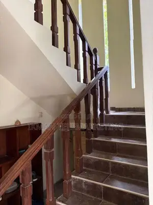 House for Rent – Katubedda, Moratuwa (first Floor Unit)