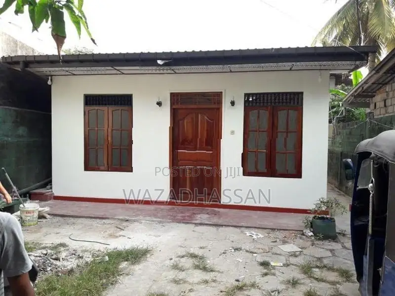 House for Sale in Wellampitiya
