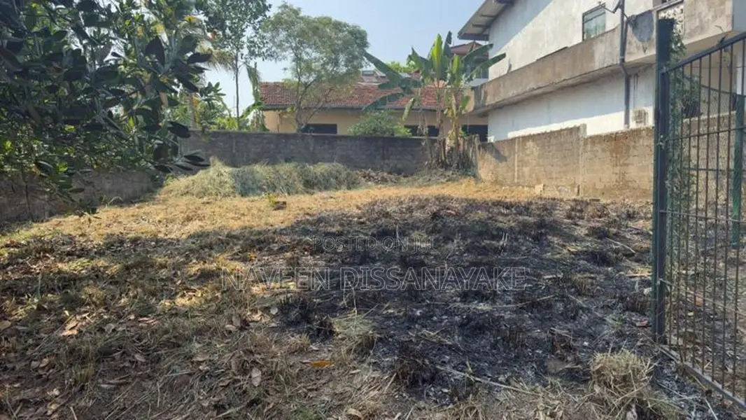වල්පොල- Walpola Angoda Residential Land for Sale