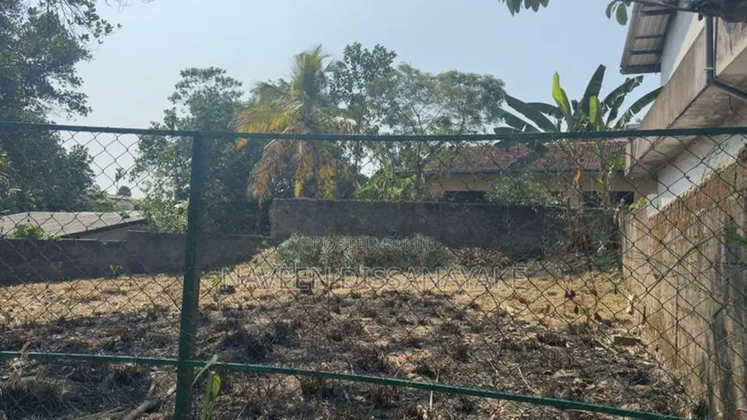 වල්පොල- Walpola Angoda Residential Land for Sale