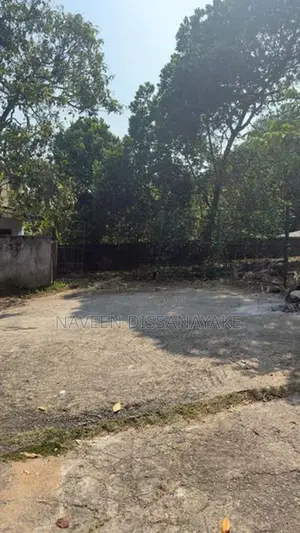 වල්පොල- Walpola Angoda Residential Land for Sale