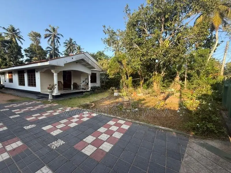 Land with House for Sale - Weerahena, Marawila