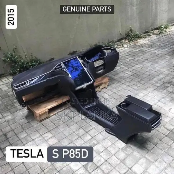 Genuine Tesla Model S 2015 dashboard centre console airbags screen