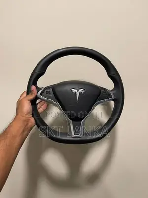 Genuine Tesla Model S 2015 steering with airbag