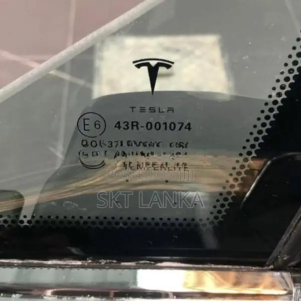 Genuine Tesla Model S 2015 complete doors with side mirror