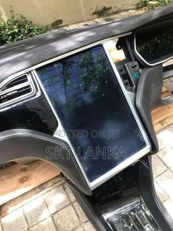 Genuine Tesla Model S 2015 dashboard centre console airbags screen