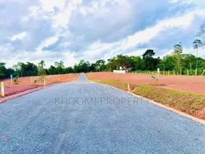 කළුතර දකුණ පදිංචියට සුපිරි බිම්කොටස්
