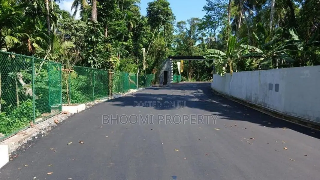 Land for Sale Kadawatha