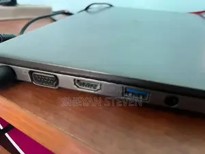 Toshiba dynabook i7 Laptop