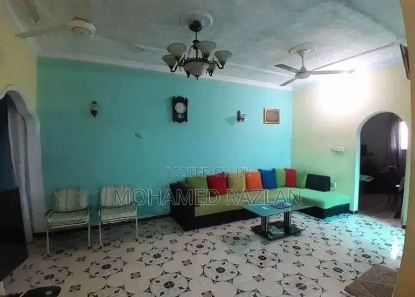 5 Perch House for Sale with Slab Wellampitiya