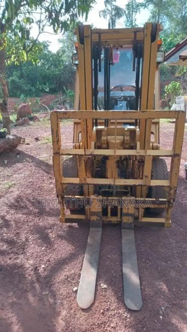 Komatsu Fork Lift