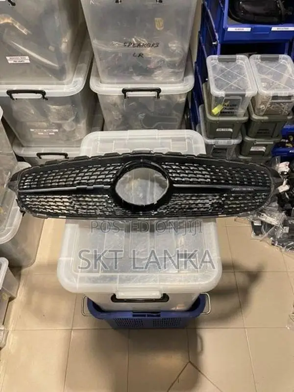 Genuine Mercedes C C180 C200 Diamond bumper grille shell