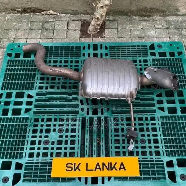 Genuine BMW X1 2012 E84 exhaust can bumper door