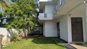 1st Floor House for Sale in Wellampitiya, Brandiyawaththa
