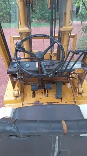 Komatsu Fork Lift