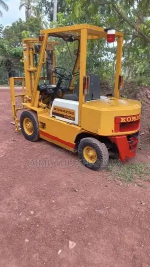Komatsu Fork Lift