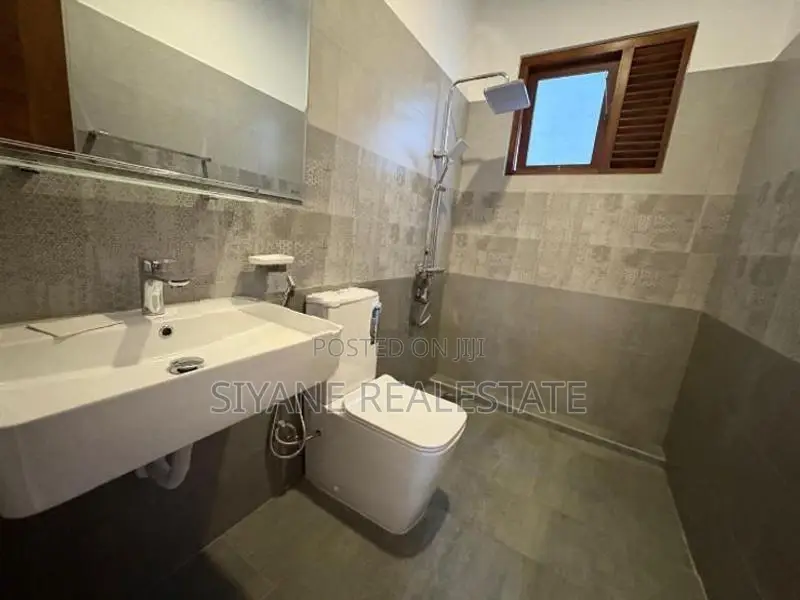 Modern Brand New House for Sale Athurugiriya