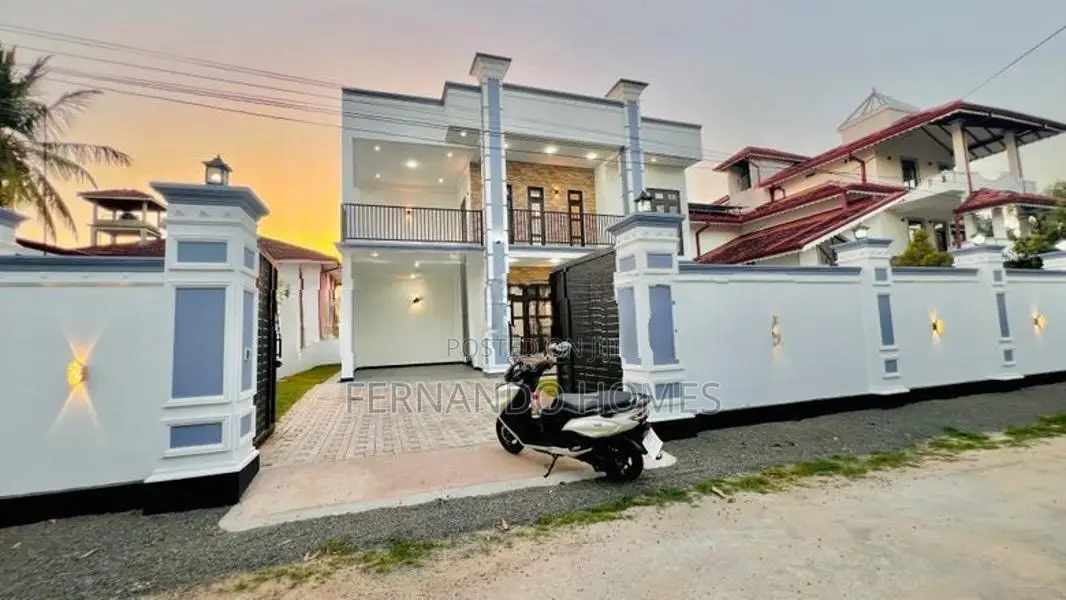 Best Living Condition Quality Modern Box 5Br House For Sale In Negombo