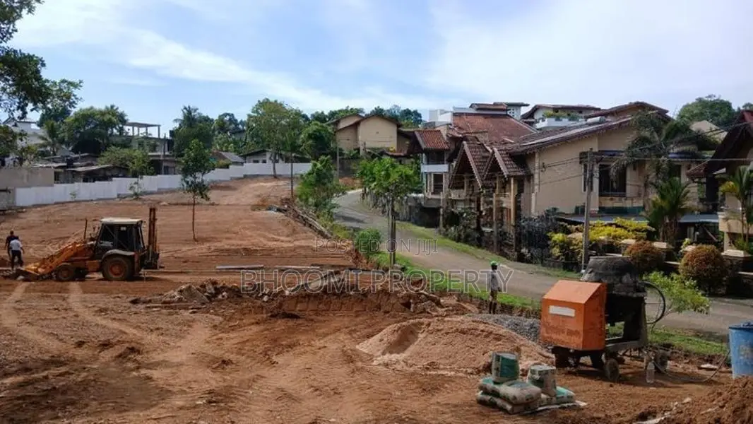 Athurugiriya Luxurious Land for Sale