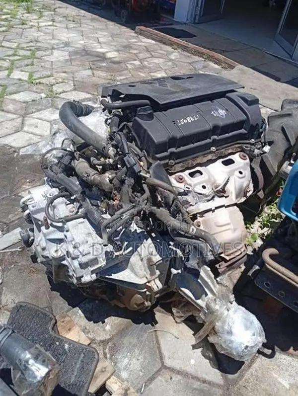 Mitsubishi Outlander 4 J 12 Engine