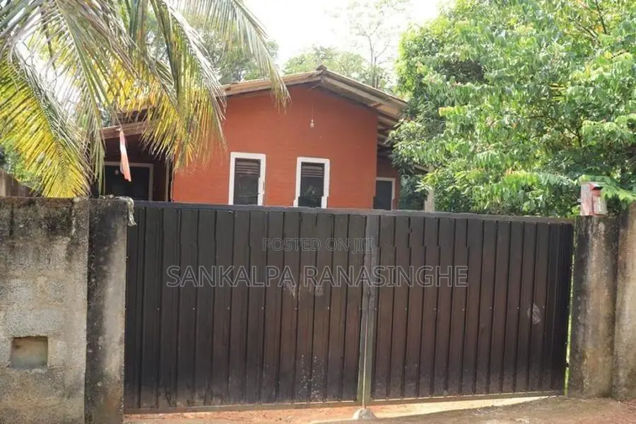 House with Land for Sale – Aruggoda