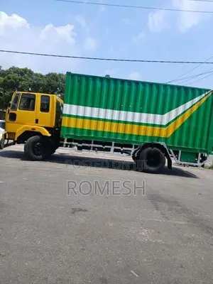 Ashok Leyland Tusker Cargo 1613 2012