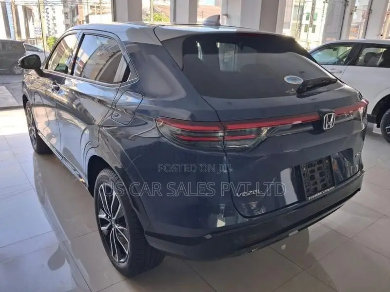 Honda Vezel Z Play Grade 2024